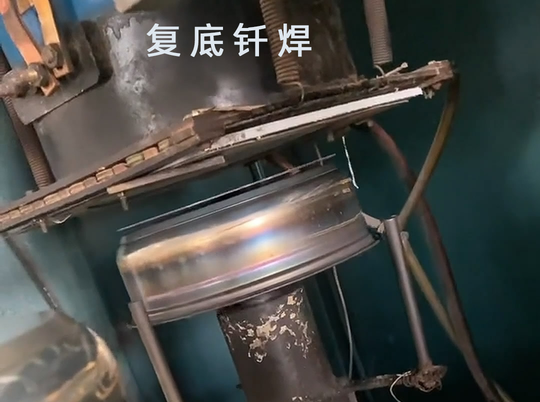 高頻釬焊機、水壺釬焊機和發(fā)熱盤釬焊/焊接都是涉及到金屬連接技術(shù)的專業(yè)領(lǐng)域
