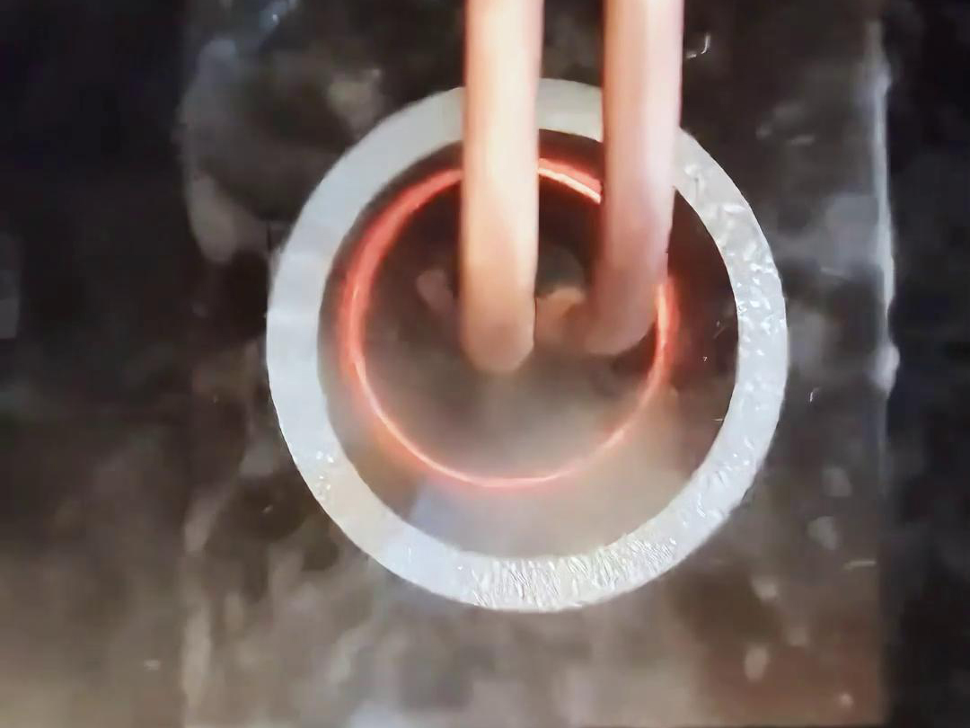 海拓高頻淬火機：汽配配件內孔熱處理的自動化解決方案(圖2)