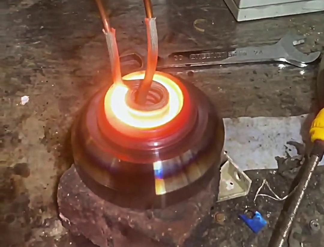 海拓超高頻加熱機，內孔加熱的顛覆者