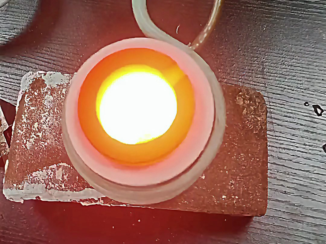 高頻熔煉爐三元催化提煉鉑鈀銠技術(shù):從傳統(tǒng)到現(xiàn)代的革新(圖3) 高頻熔煉爐三元催化提煉鉑鈀銠技術(shù):從傳統(tǒng)到現(xiàn)代的革新(圖3)