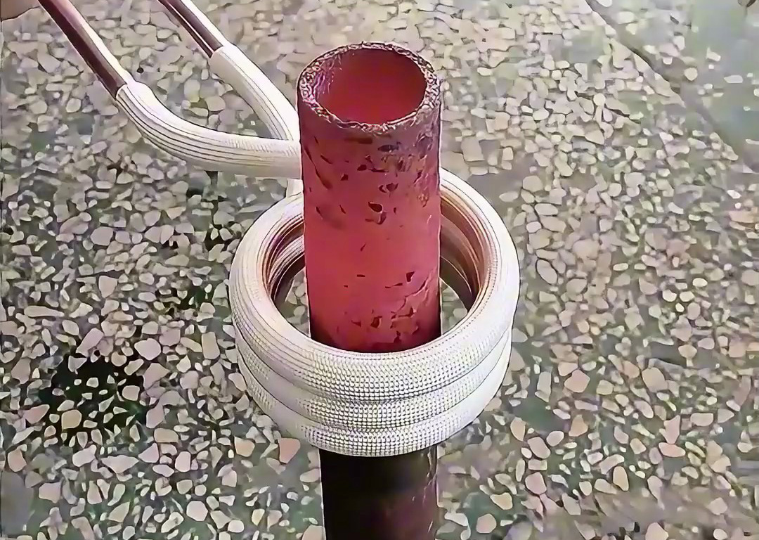 還在為金屬加熱發(fā)愁？手持式軟鏈接感應(yīng)加熱設(shè)備讓你事半功倍！