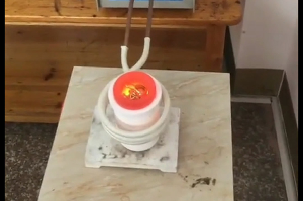 頻率越高，中頻熔煉電爐價格越高？