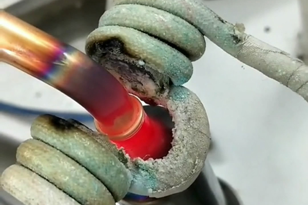 不銹鋼管和銅管釬焊在一起，異種金屬焊接用高頻焊機