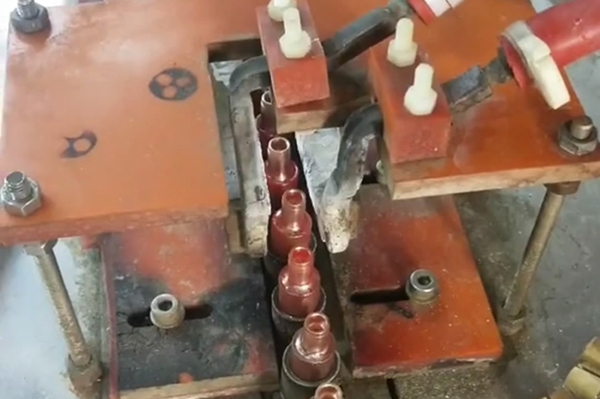 銅管焊接，高頻釬焊機自動化釬焊銅接頭
