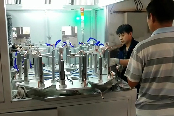 多工位高頻釬焊機，自動化銅管焊接設(shè)備