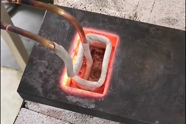 高頻淬火機(jī)廠